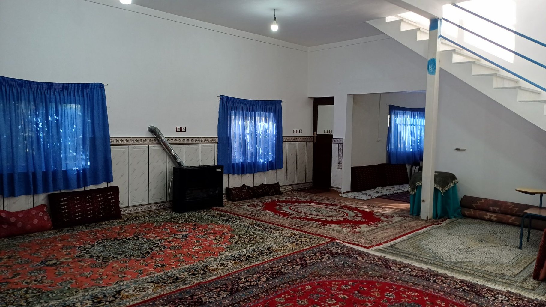 ویلا فلت باغ ریحان 1