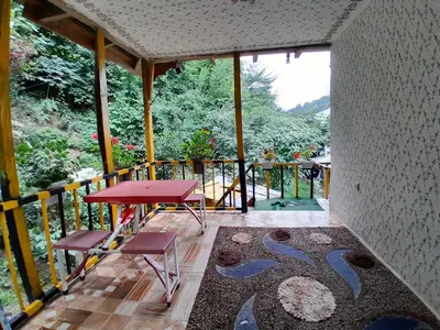 کلبه یک خوابه چوبی جنگلی باران