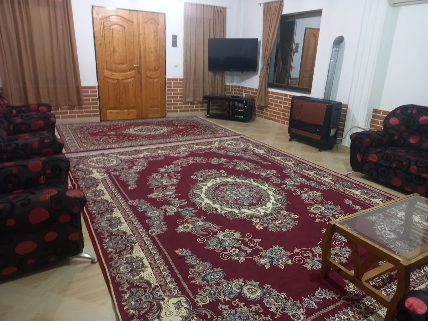 ویلا دوخوابه جنگلی بیگلریان