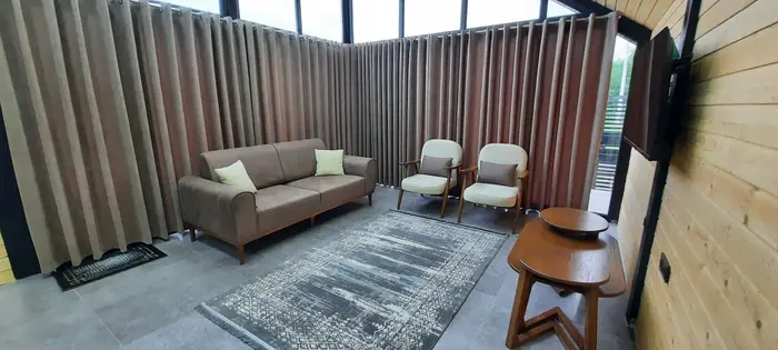 کلبه یک خوابه شیشه ای فتحی