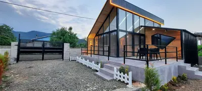 کلبه یک خوابه شیشه ای فتحی