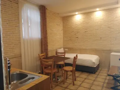 مجتمع اقامتی سه دری - واحد هخامنش 301