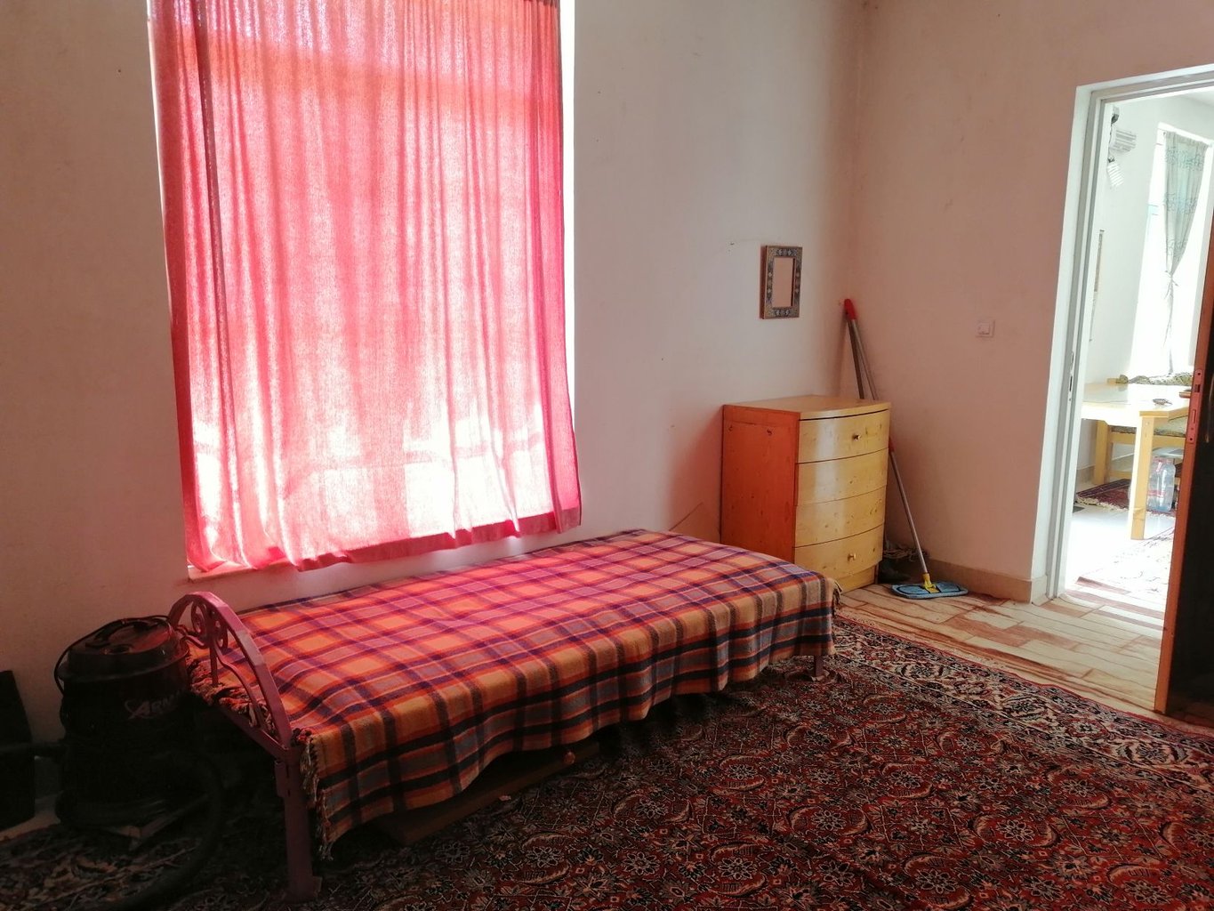 یک خوابه کوهستانی باغ گردنه