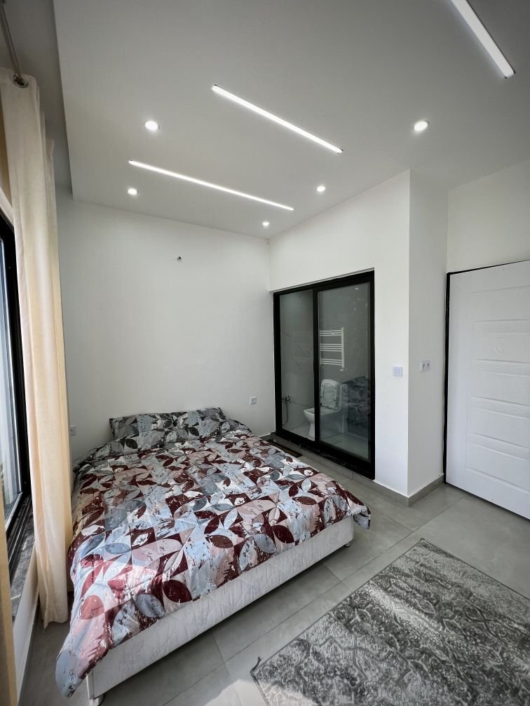 دوخوابه استخردار آبگرم صدف سفید