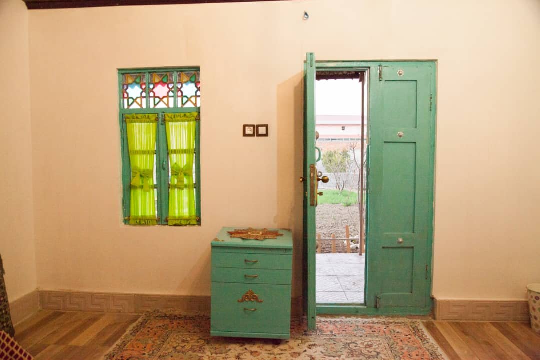 فلت افتاب گردان ۴