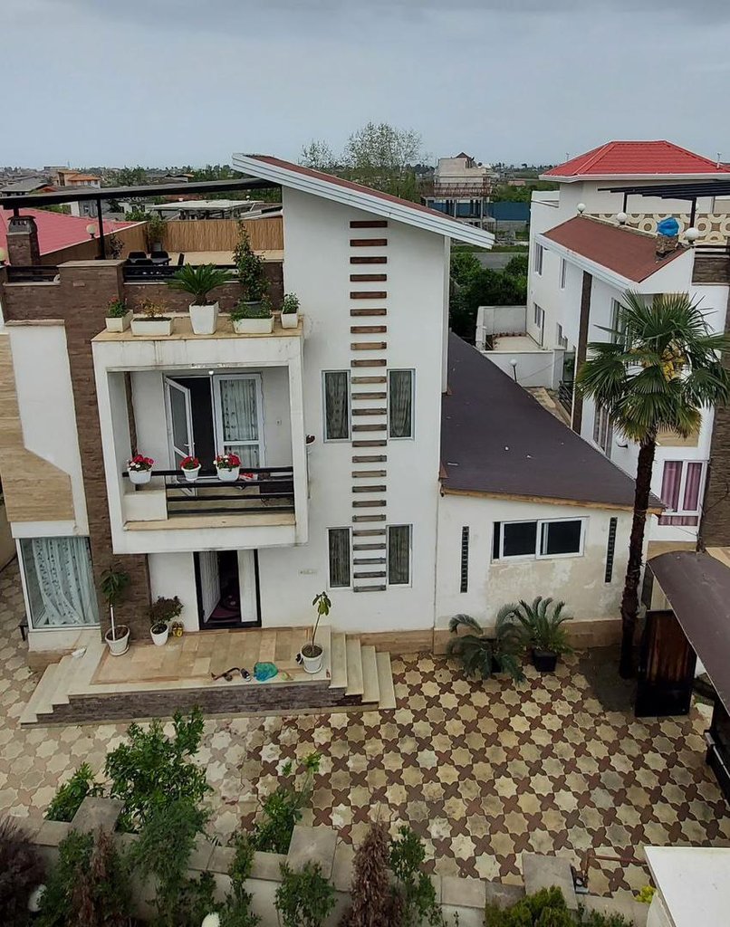 سه خوابه استخردار آبگرم آرامش 22