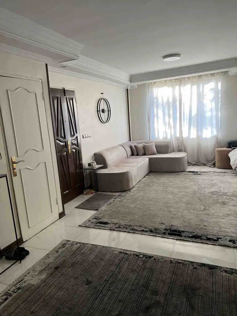 آپارتمان یک خوابه شرق هوم - انتخاب عنوان تصویر