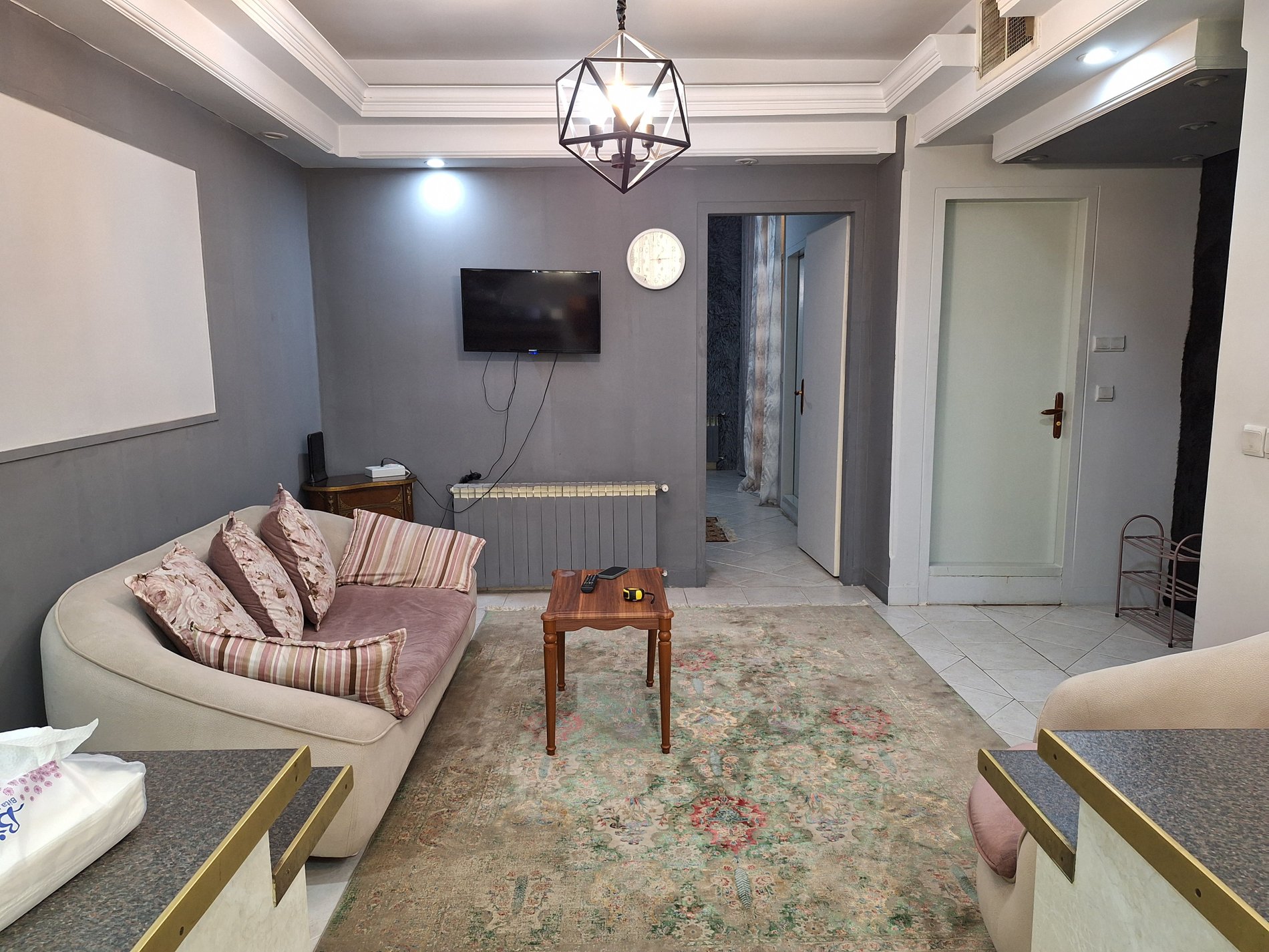 آپارتمان یک خوابه غزال 1 منیریه