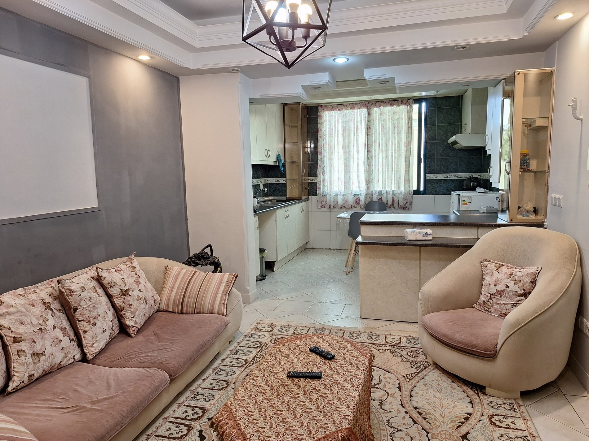 آپارتمان یک خوابه غزال 2 منیریه