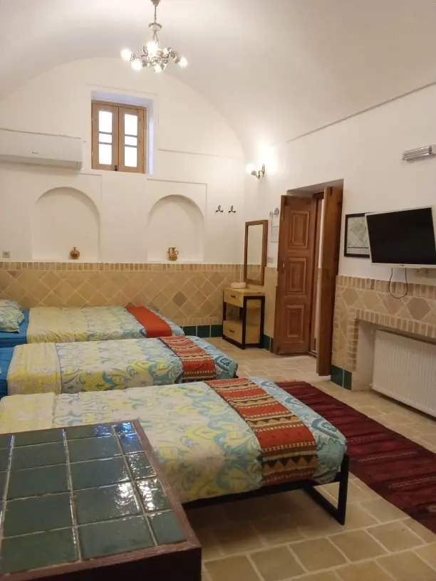 بوم گردی خانه مفیدی - واحد اشراقها