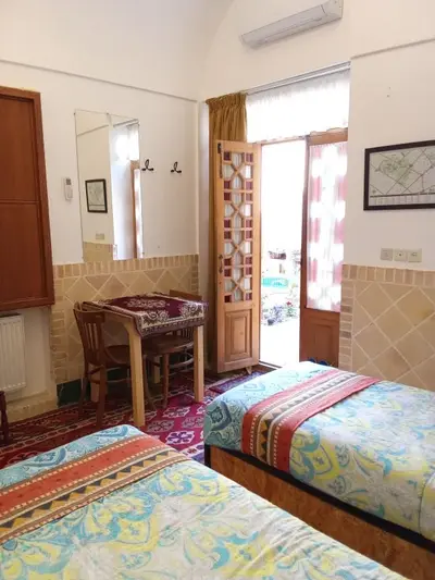 بومگردی خانه مفیدی - واحد صبح روان