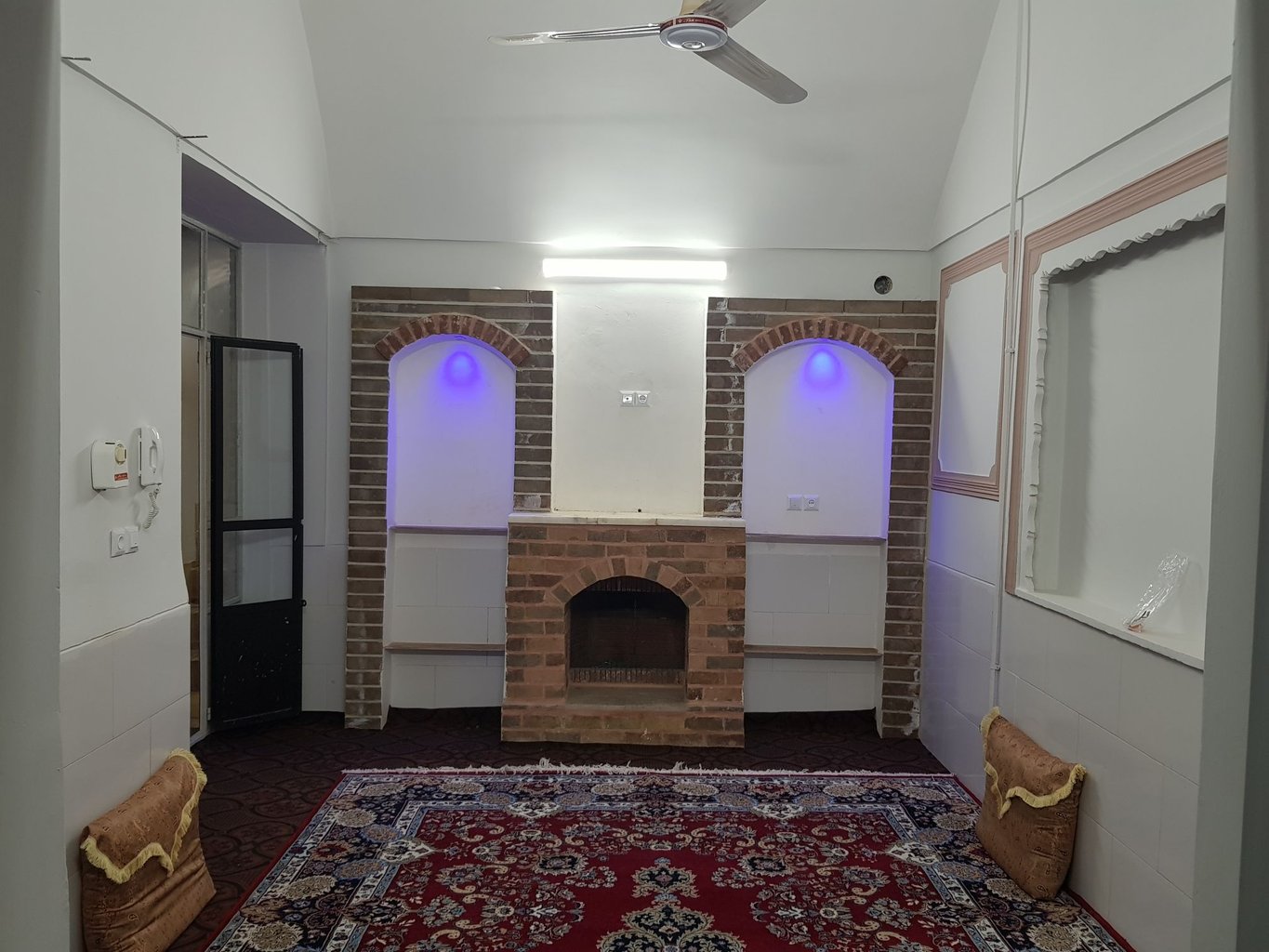 بومگردی خاطره ها - واحد خاطره ها