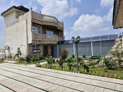 ویلا دوخوابه استخردار تریپلکس طاها