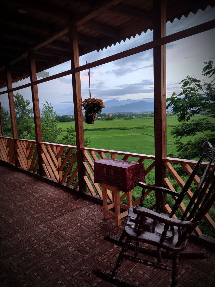 بوم گردی گیلان دخت تالشی - واحد چهار شالیزار