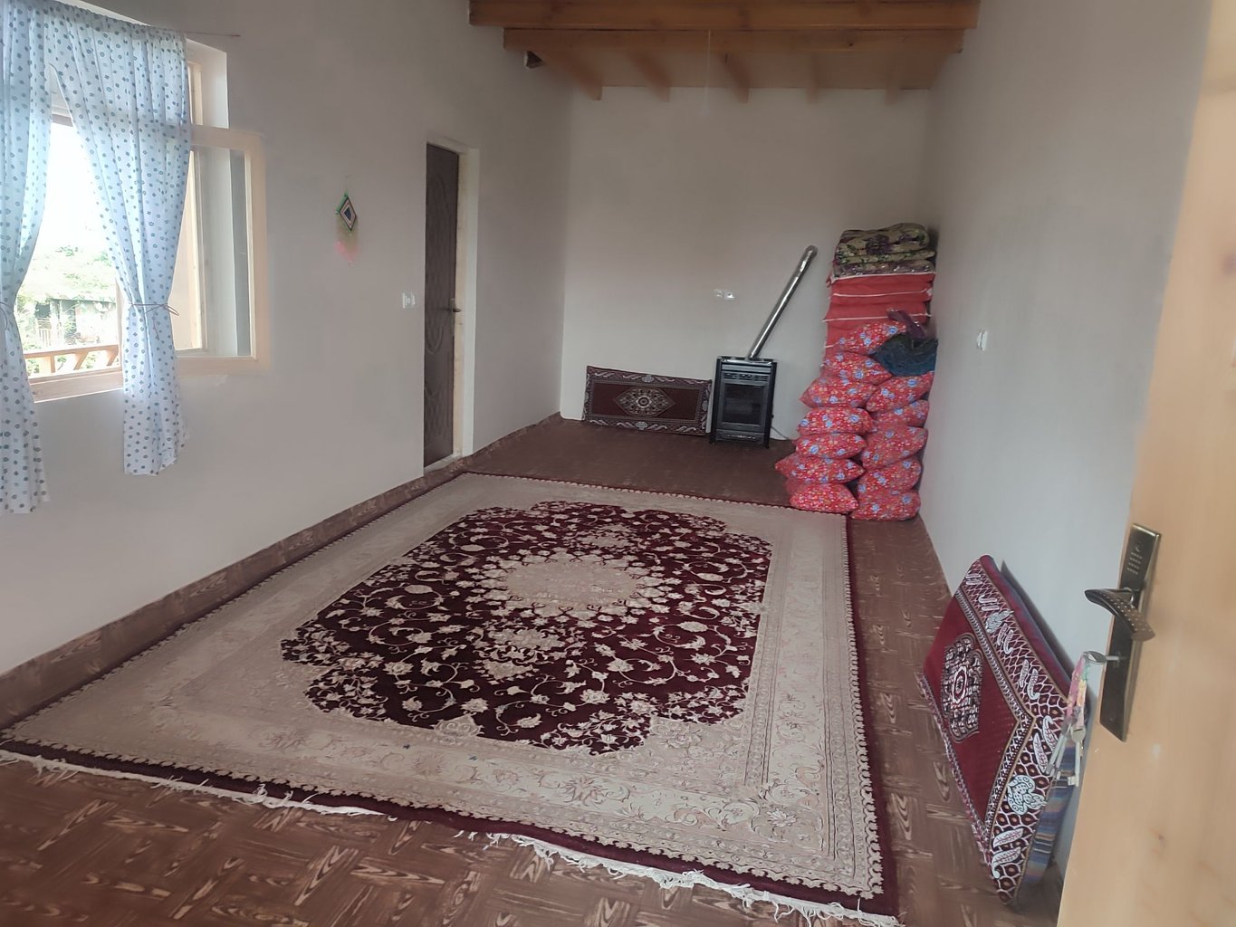 بومگردی گیلان دخت - واحد سه دریا