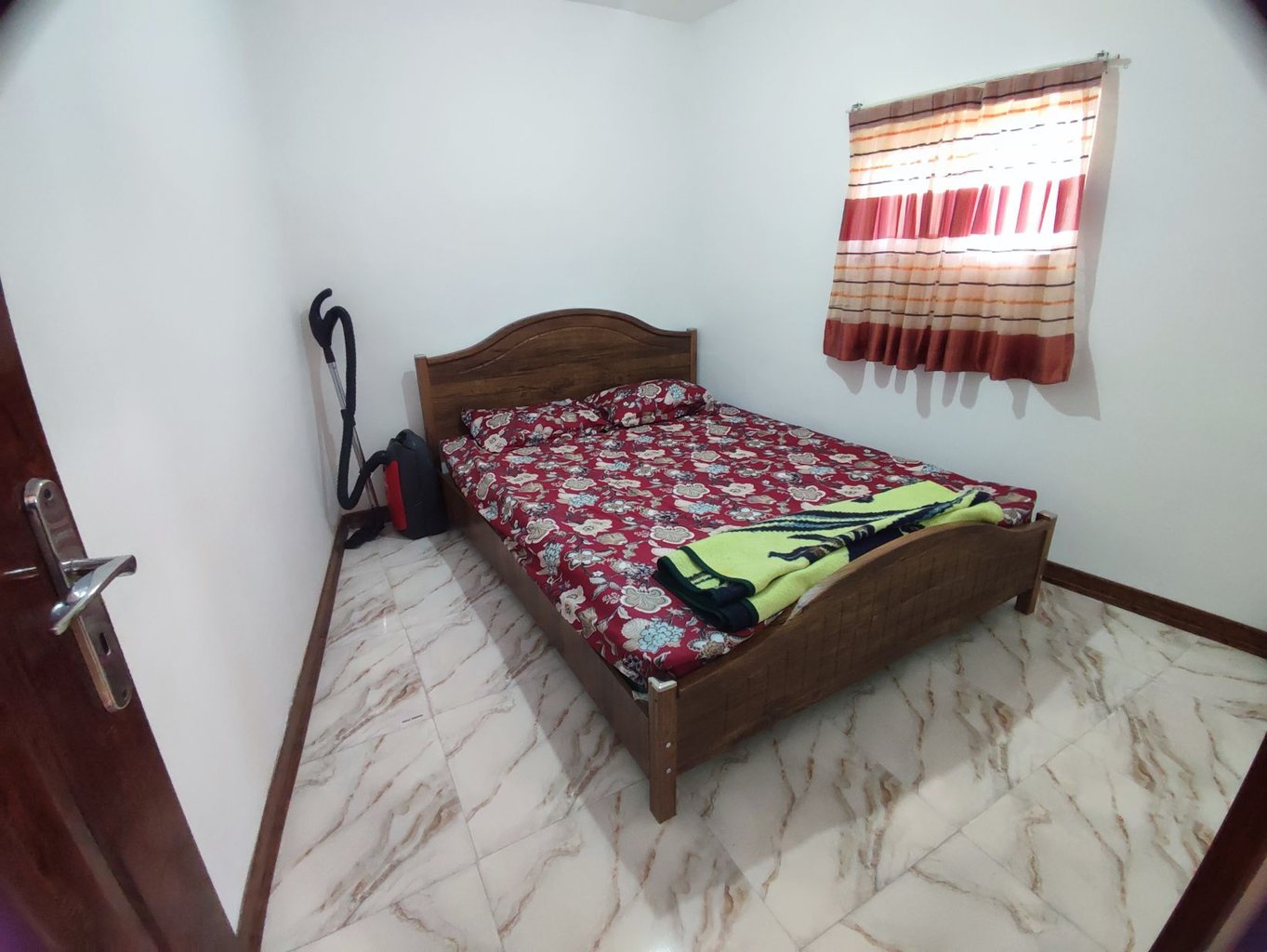 دوخوابه استخردار مبین