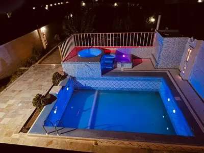 ویلا دوخوابه استخردار آبگرم ملینا و ملکا