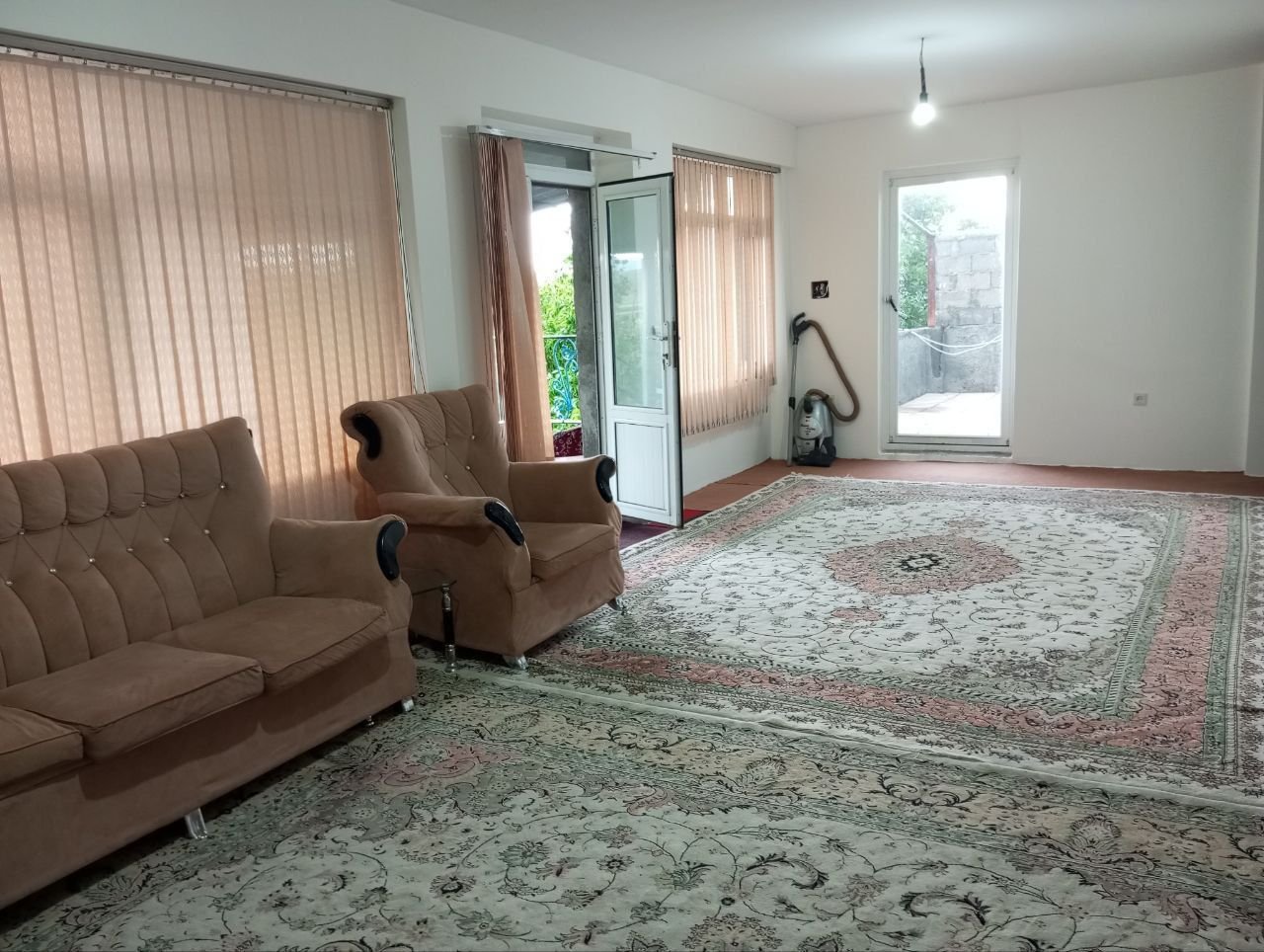 سوئیت یک خوابه نبی نوروزی