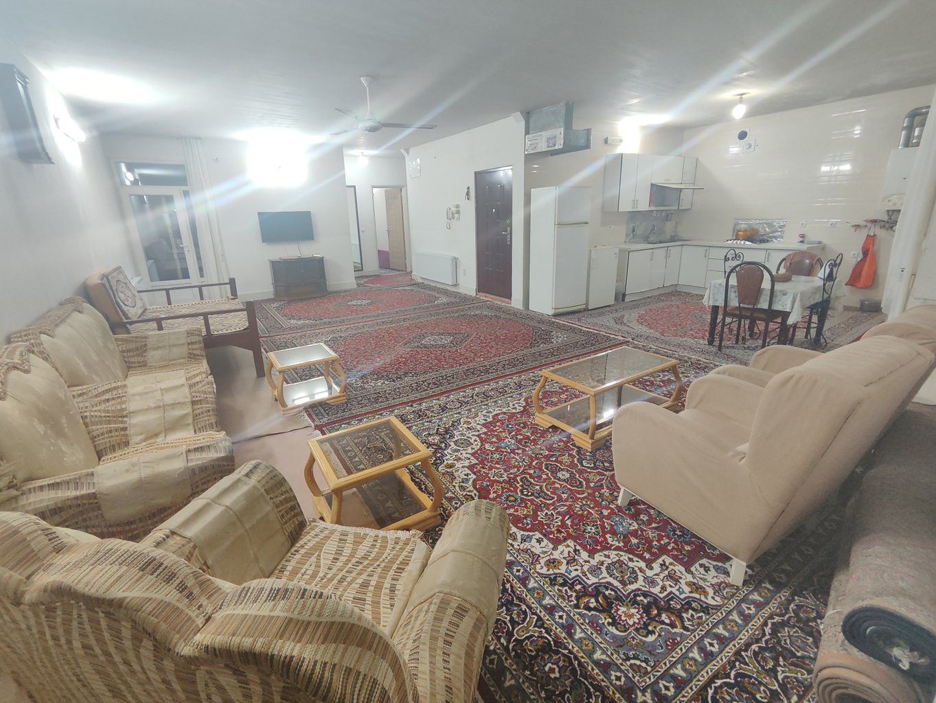 آپارتمان دوخوابه یادگار۳