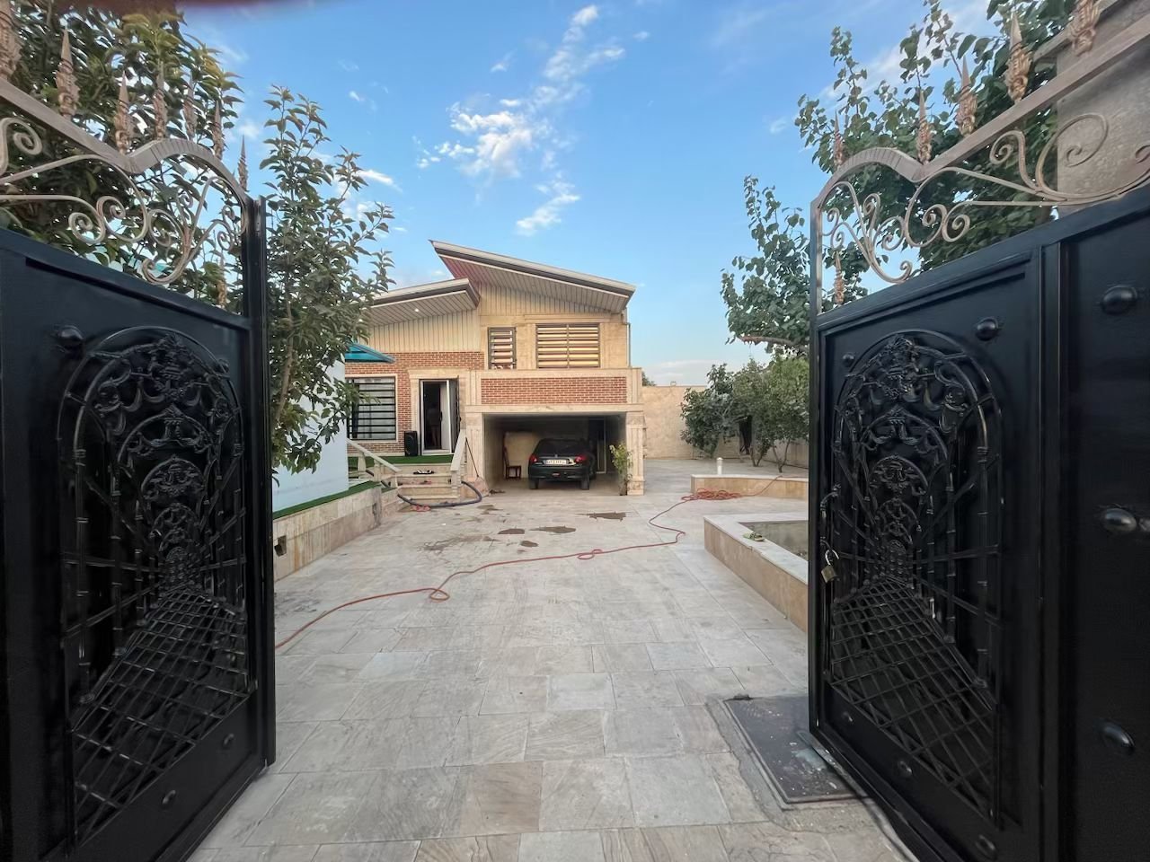 ویلا استخردار آبگرم سه خوابه  آرتیمیس