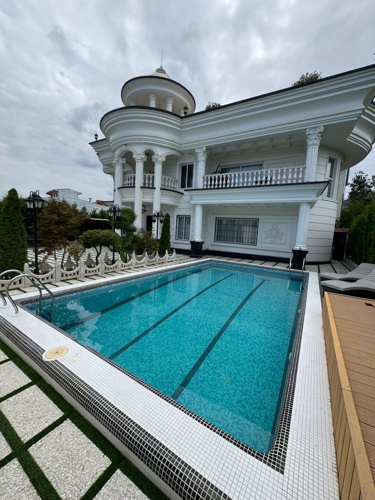 سه خوابه استخردار عمارت کاخ سفید