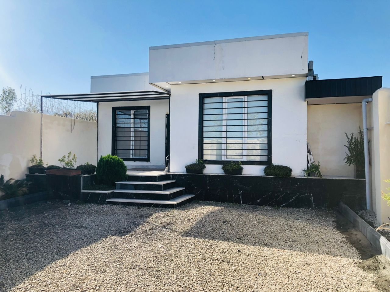 ویلا یک خوابه فندقی