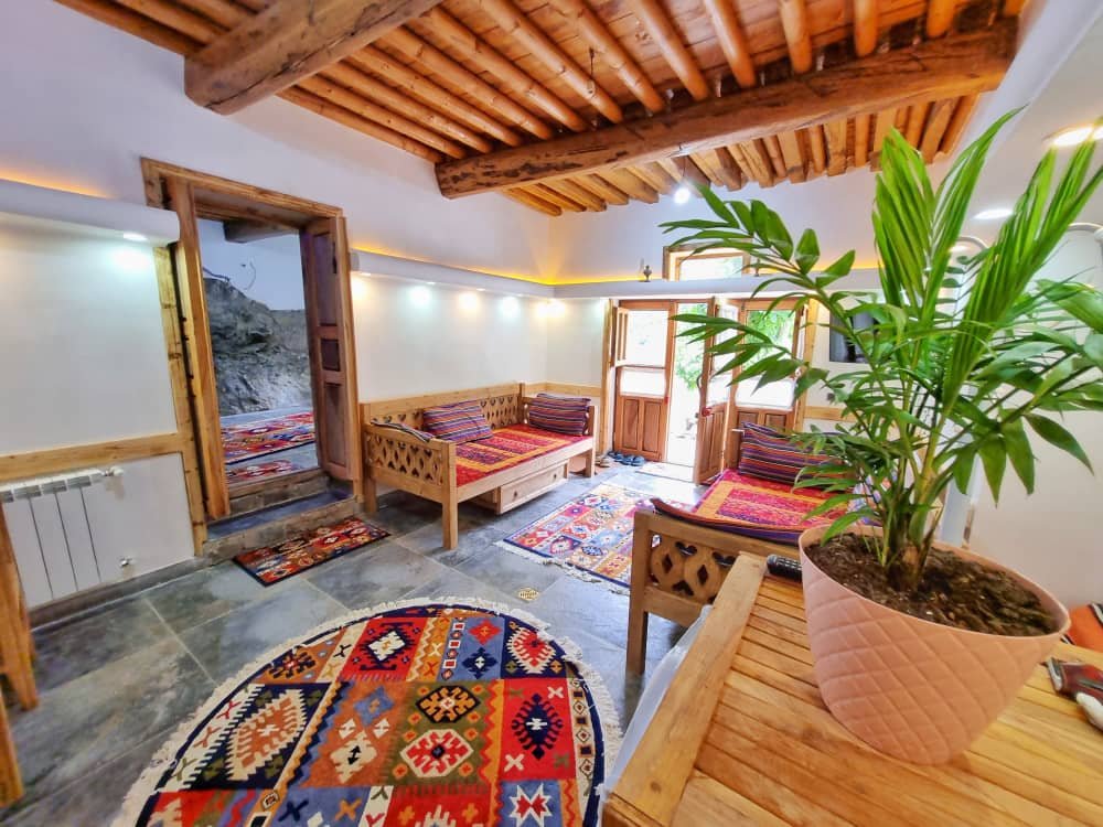 هاستل سنتی ماسوله - واحد جکوزی دار لاسه سر