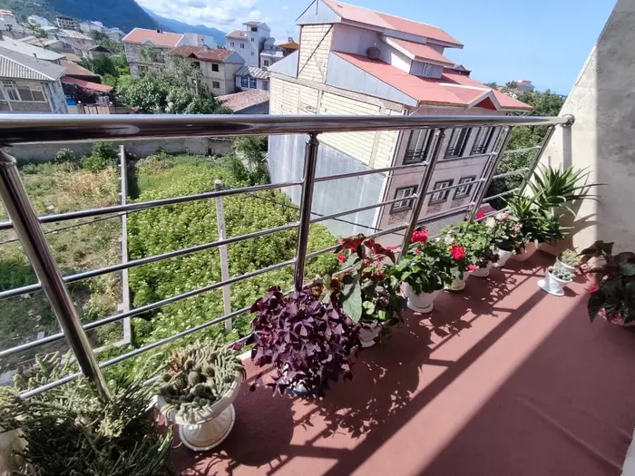 آپارتمان دوخوابه سنگ بست