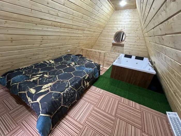 کلبه دوخوابه سوئیسی جکوزی دار شالما ۲