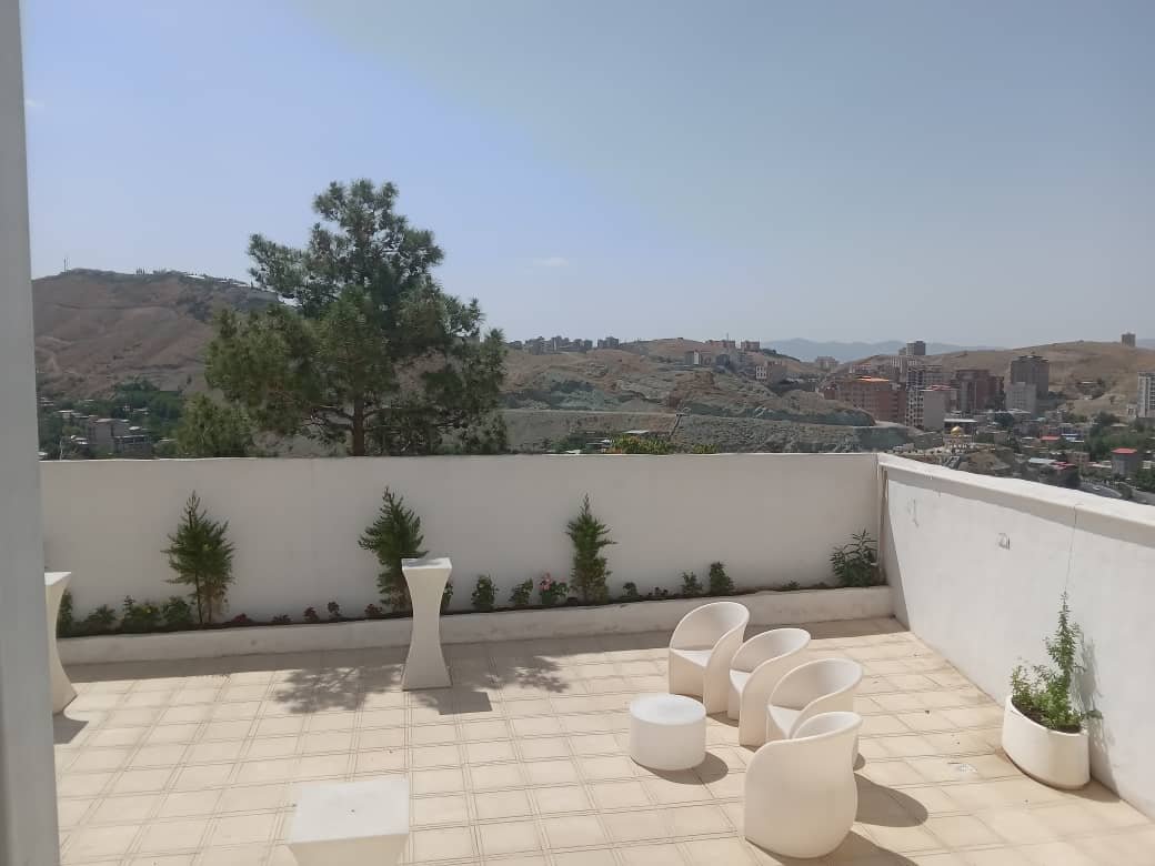 ویلا یک خوابه بام سبز 2