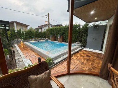 ویلا پنج خوابه تریپلکس استخردار عمارت صدف