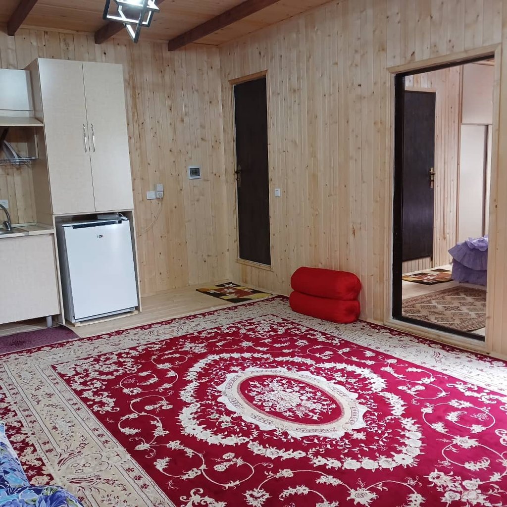 کلبه یک خوابه چوبی جنگلی اسپوک