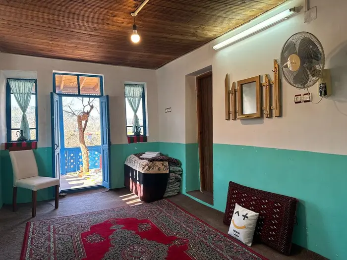 بوم گردی گوهران - واحد چایی باغ