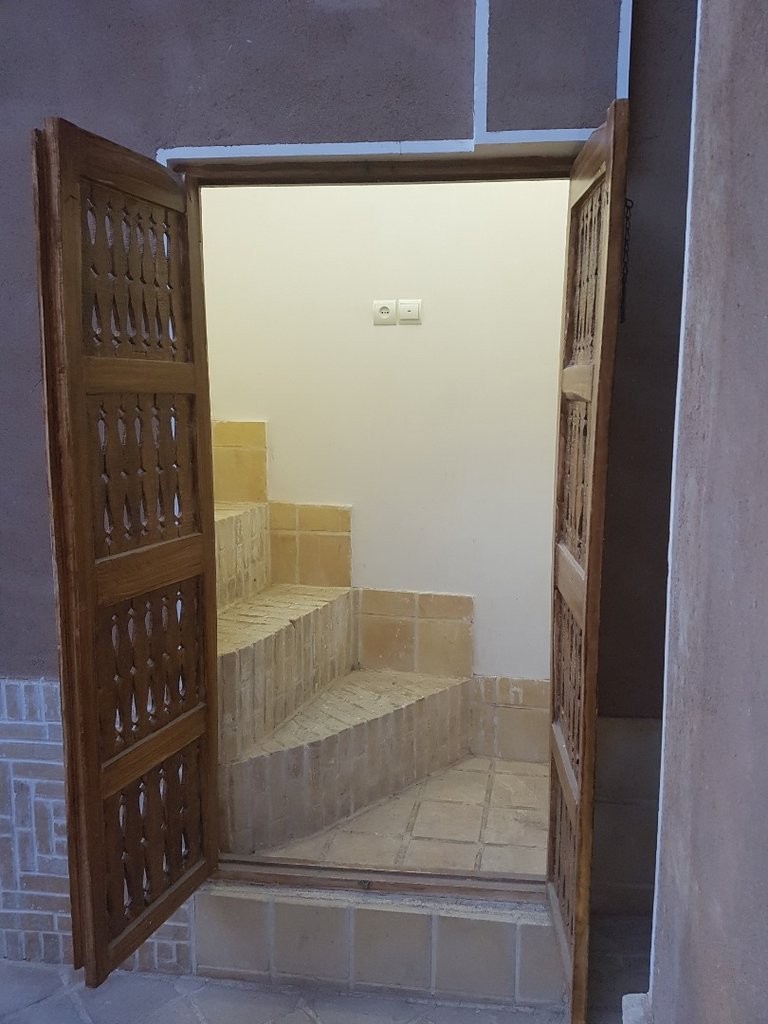 سرای سایه - واحد یک تخته بالکن