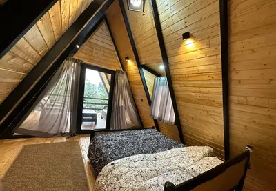 کلبه دوخوابه جکوزی دار درنیکا ۲