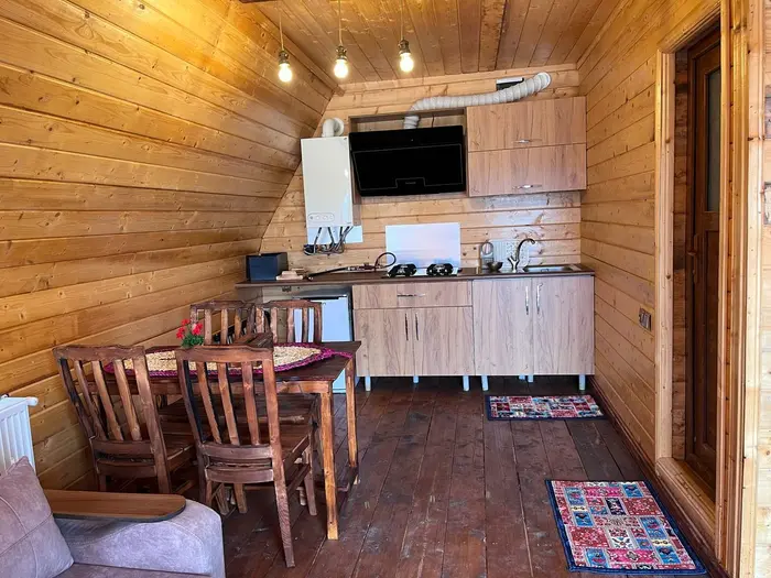 کلبه یک خوابه استخردار آبگرم سونیا