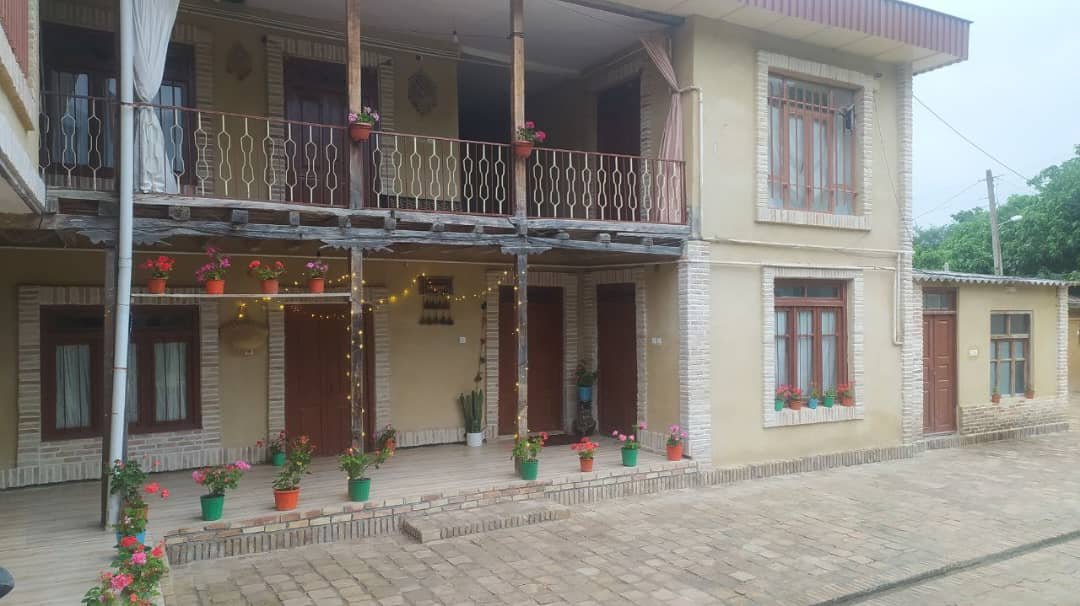 بومگردی پرچین نومل - واحد پنج افرا