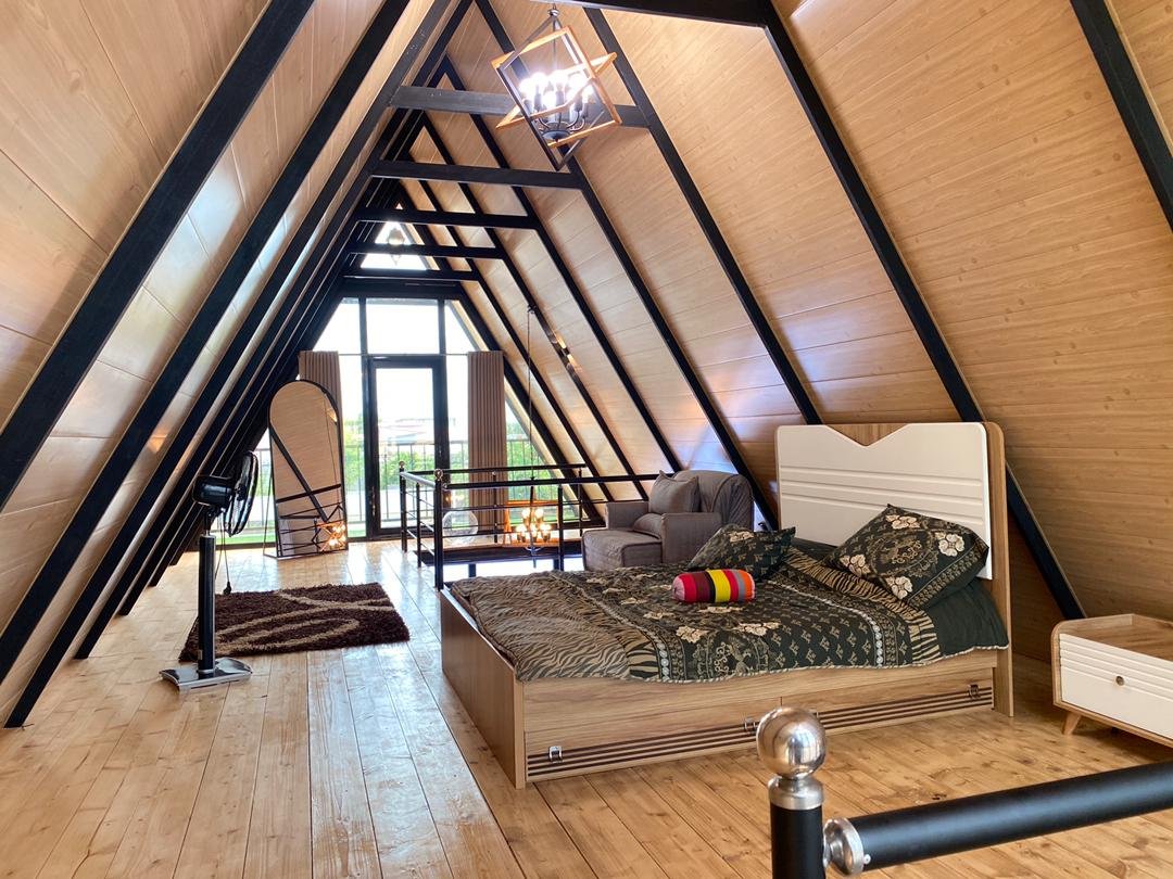 کلبه یک خوابه سوئیسی سنجاقک