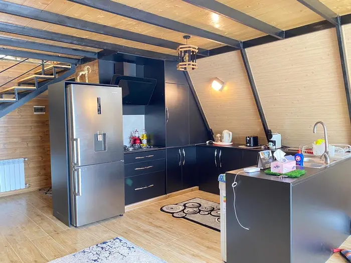 کلبه یک خوابه سوئیسی سنجاقک