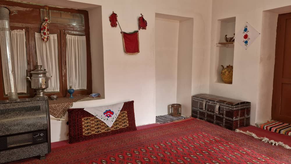 بومگردی پرچین نومل - واحد پنج افرا