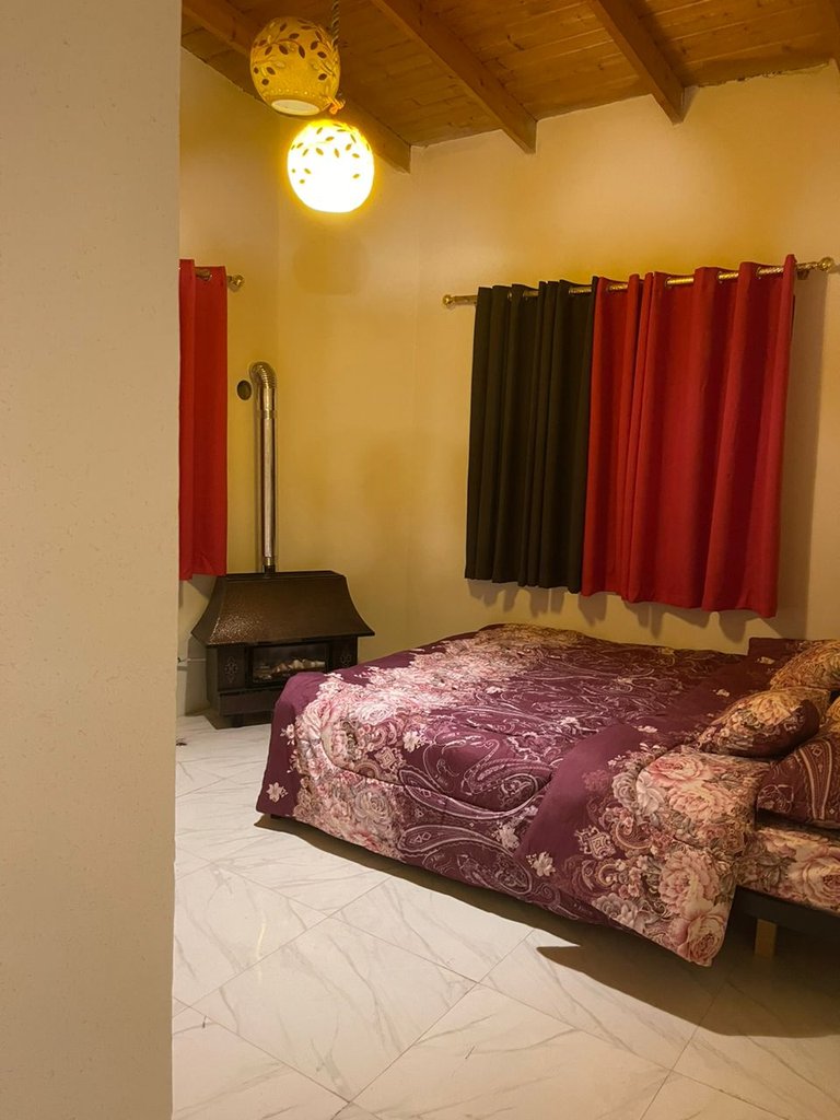 چهارخوابه هشت ستاره عدنان