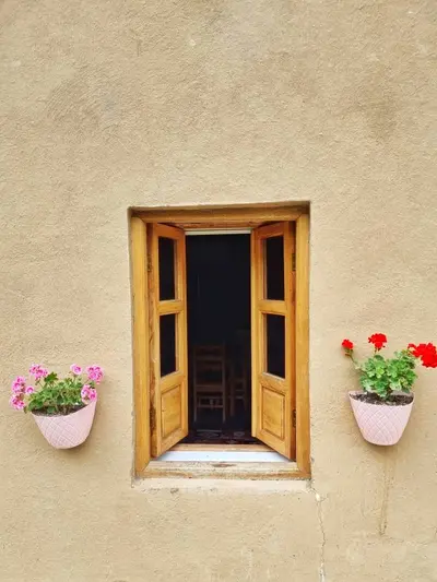 هاستل سنتی ماسوله - واحد چشمه طبیعی