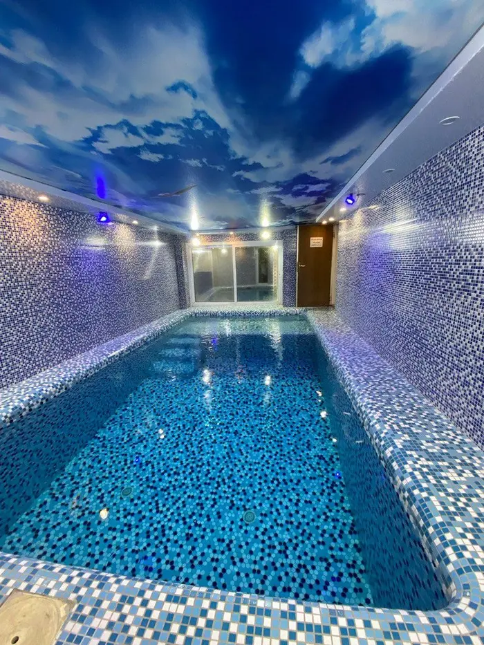 سه خوابه استخردار آبگرم عمارت ماهان