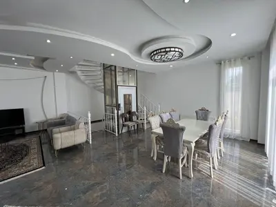 ویلا سه خوابه استخردار طاووسیه 1