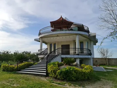 ویلا دوخوابه باغ مهرگان