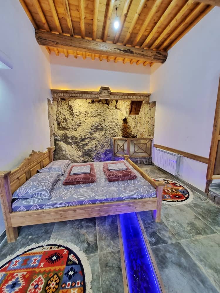 هاستل سنتی ماسوله - واحد چشمه طبیعی