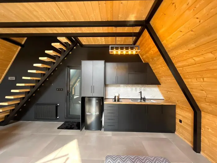 کلبه یک خوابه سوئیسی مون