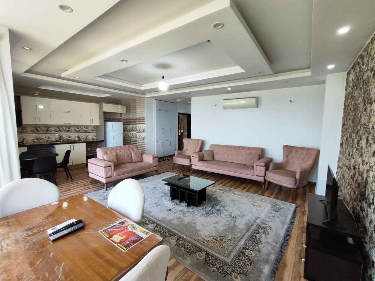 پردیس - واحد ۴۰۲