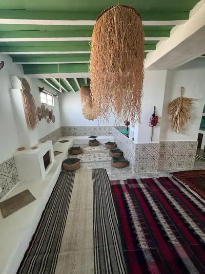 بومگردی خانه گلک - واحد فلت