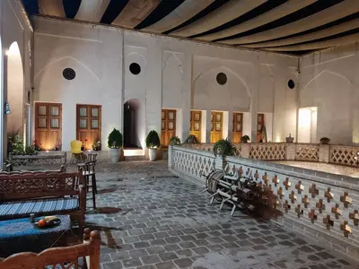 بومگردی موسوی - واحد 7